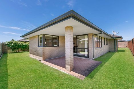 Photo of property in 13 Malta Crescent, Katikati, 3129