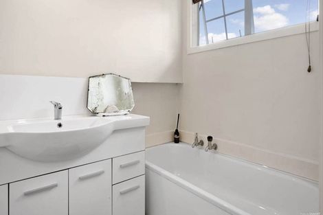 Photo of property in 9 Wheatley Avenue, Pakuranga, Auckland, 2010