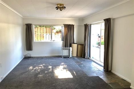 Photo of property in 24 Mirrabooka Avenue, Botany Downs, Auckland, 2010