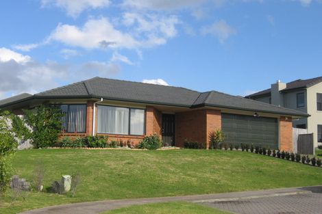 Photo of property in 12 Gortin Close, East Tamaki, Auckland, 2013