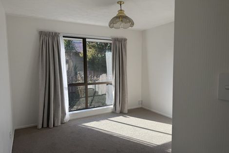 Photo of property in 20 Taupata Street, Redcliffs, Christchurch, 8081