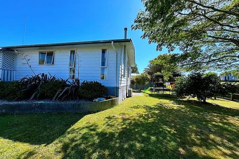 Photo of property in 2 Hatea Place, Dinsdale, Hamilton, 3204