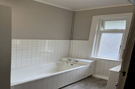 Photo of property in 27 Constitution Street, Dunedin Central, Dunedin, 9016