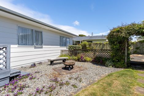 Photo of property in 125 Arawhata Road, Paraparaumu, 5032