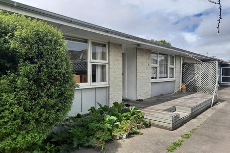Photo of property in 2/5 Daniels Road, Redwood, Christchurch, 8051
