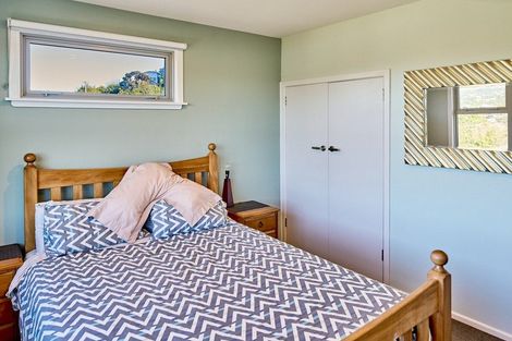 Photo of property in 92 Mana View Road, Paremata, Porirua, 5026