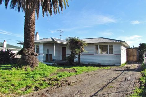 Photo of property in 79 River Road, Masterton, 5810