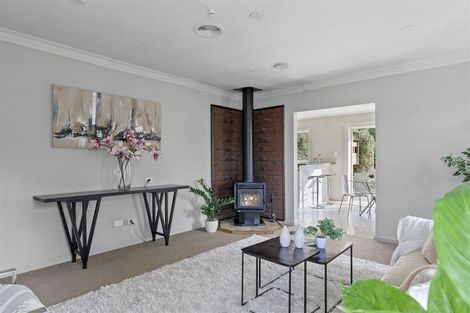 Photo of property in 17 Grimseys Road, Redwood, Christchurch, 8051