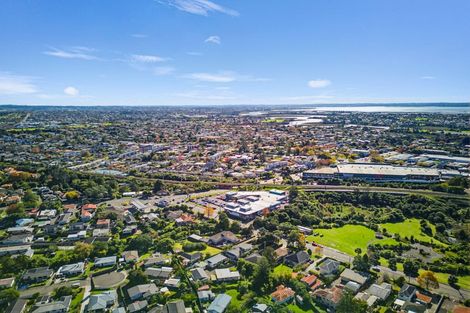 Photo of property in 1/15 Margan Avenue, New Lynn, Auckland, 0600