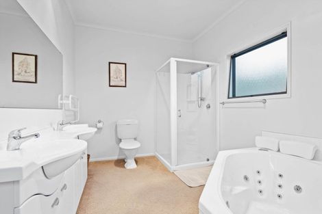 Photo of property in 10 Tuturu View, Ruakaka, 0116