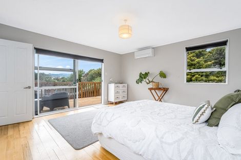 Photo of property in 12 Halyard Place, Whitby, Porirua, 5024