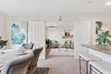 Photo of property in 14 Les Marston Place, Pukekohe, 2120