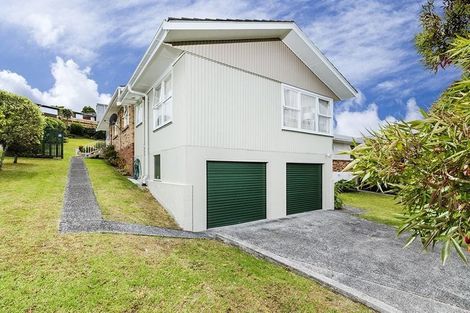 Photo of property in 73 Lynden Avenue, Hillcrest, Auckland, 0627