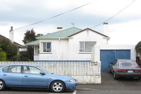 Photo of property in 36 Young Street, New Plymouth, 4310