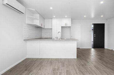 Photo of property in 2/18 Betley Crescent, Fairview Downs, Hamilton, 3214