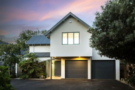 Photo of property in 16 Ngahere Street, Fendalton, Christchurch, 8041