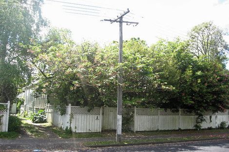 Photo of property in 130 Victoria Street, Cambridge, 3434
