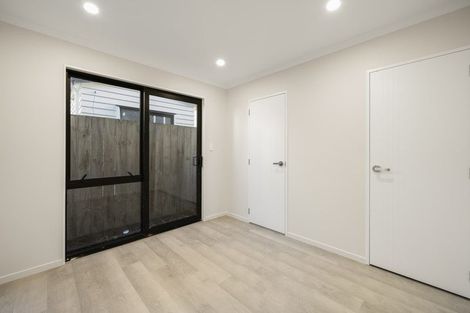 Photo of property in 38c Seymour Road, Sunnyvale, Auckland, 0612