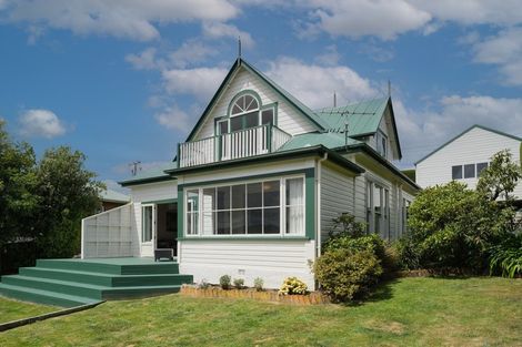 Photo of property in 69 Hunt Street, Andersons Bay, Dunedin, 9013