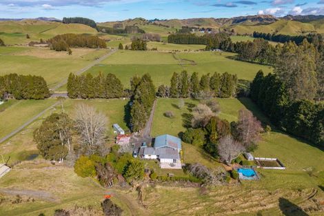 Photo of property in 262 Raetihi Ohura Road, Raetihi, 4696