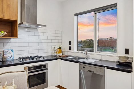 Photo of property in 127 Tarapuka Road, Westgate, Auckland, 0814