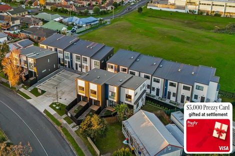 Photo of property in 21/17 Barneys Farm Road, Clendon Park, Auckland, 2103