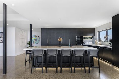 Photo of property in 201 Whangaparaoa Road, Red Beach, 0932