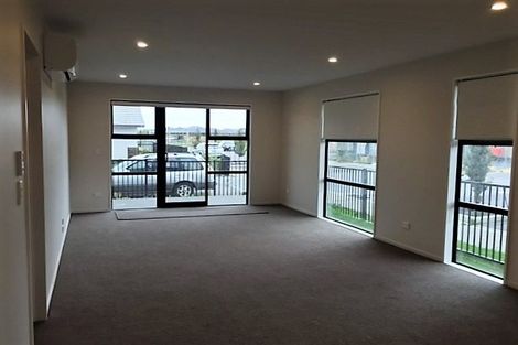 Photo of property in 6 Robalan Close, Halswell, Christchurch, 8025