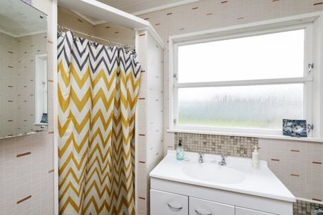 Photo of property in 3 Abraham Crescent, Milson, Palmerston North, 4414