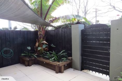 Photo of property in 1/22 Wynyard Road, Mount Eden, Auckland, 1024