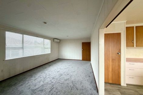 Photo of property in 14 Huatoki Street, Vogeltown, New Plymouth, 4310