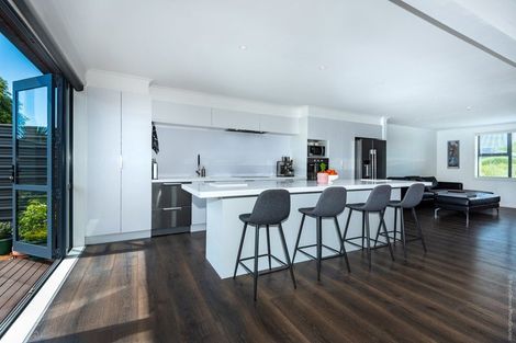 Photo of property in 150 Beach Road, North New Brighton, Christchurch, 8083