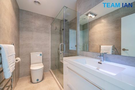 Photo of property in 73a Granville Drive, Massey, Auckland, 0614