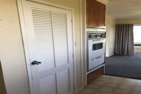 Photo of property in 2/31 Mccrystal Avenue, Bucklands Beach, Auckland, 2012