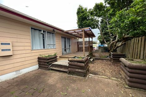 Photo of property in 23 Balloch Street, Randwick Park, Auckland, 2105