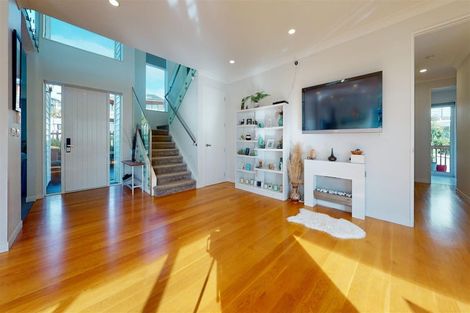 Photo of property in 2 Arriere Lane, Silverdale, 0932