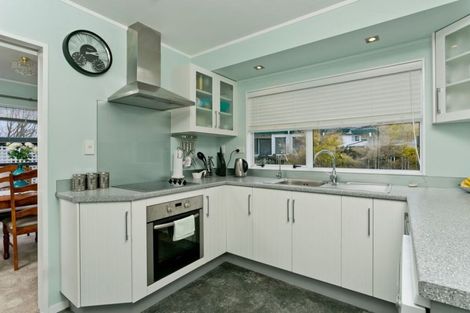 Photo of property in 74 Barbados Drive, Unsworth Heights, Auckland, 0632