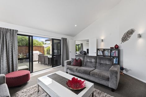 Photo of property in 65 Kotuku Drive, Paraparaumu Beach, Paraparaumu, 5032