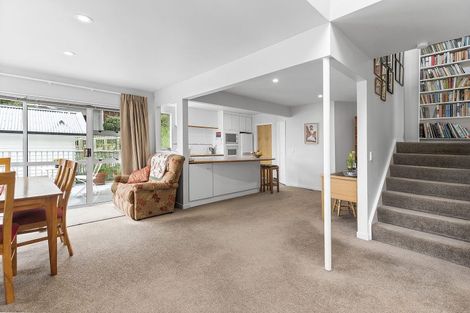 Photo of property in 32 Paremata Crescent, Paremata, Porirua, 5024