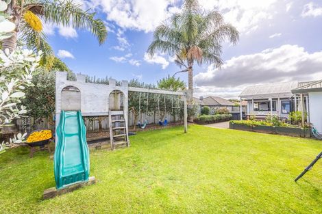 Photo of property in 33 Ayrshire Drive, Grandview Heights, Hamilton, 3200