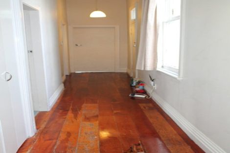 Photo of property in 3 Carrington Street, Mount Cook, Wellington, 6021