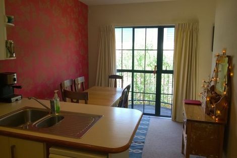 Photo of property in 16c Hobson Street, Thorndon, Wellington, 6011