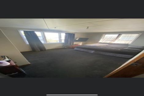 Photo of property in 915 Kotuku Street, Camberley, Hastings, 4120