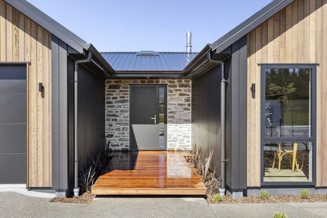 Photo of property in 14 Moonstone Street, Albert Town, Wanaka, 9305