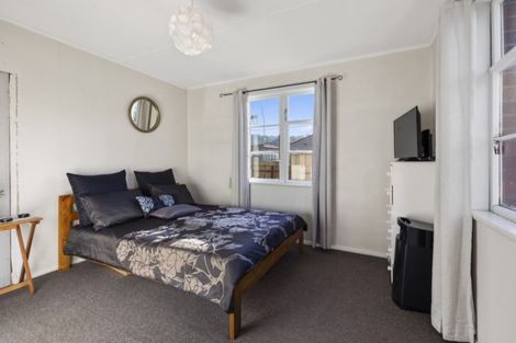 Photo of property in 1277 High Street, Taita, Lower Hutt, 5011