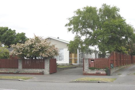 Photo of property in 167 Queenspark Drive, Parklands, Christchurch, 8083