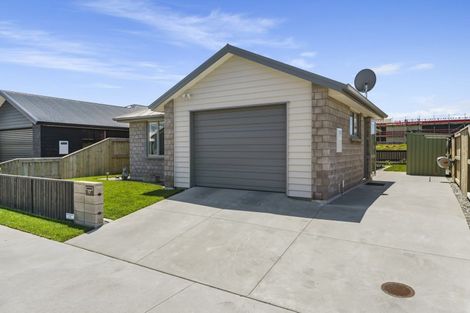 Photo of property in 17 Anchor Crescent, Papamoa, 3118