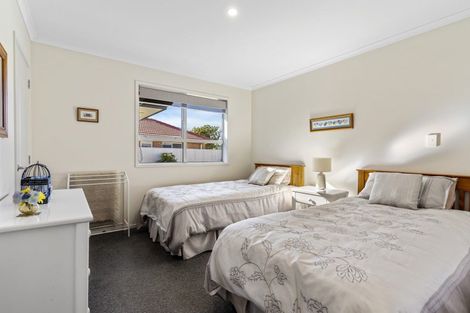 Photo of property in 5 Montego Drive, Papamoa Beach, Papamoa, 3118