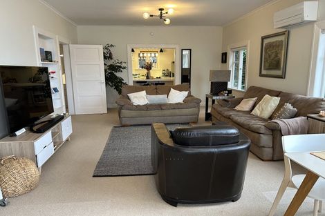 Photo of property in 10b Oriental Terrace, Mount Victoria, Wellington, 6011