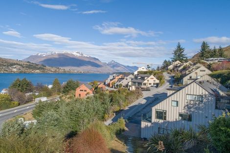 Photo of property in Marina Village, 1/10 Marina Drive, Frankton, Queenstown, 9300